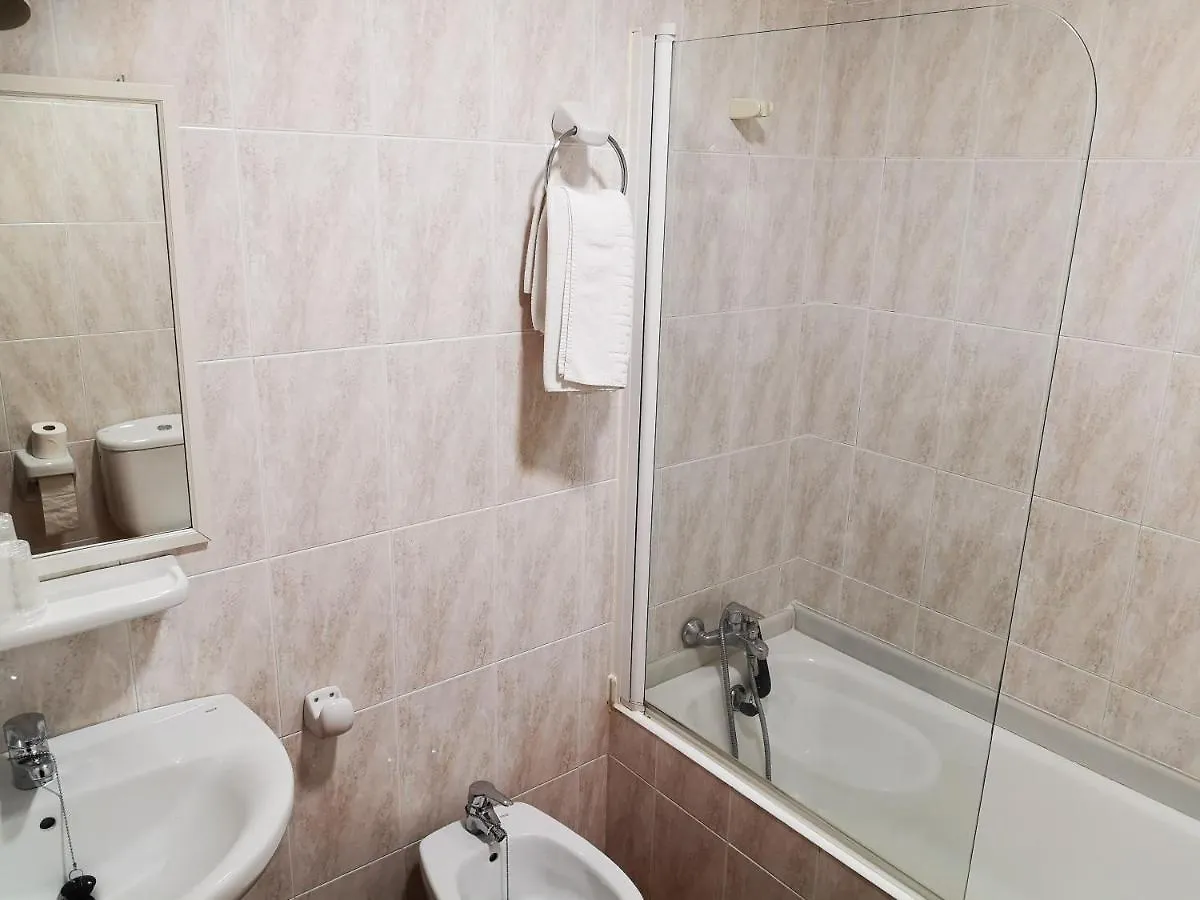 Hostal Los Hermanos Baza 0*,  Spain